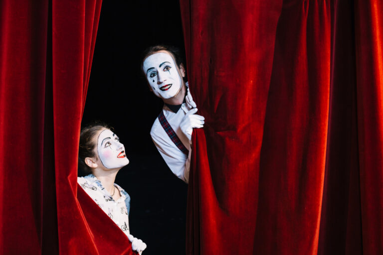 How to Apply to Drama School